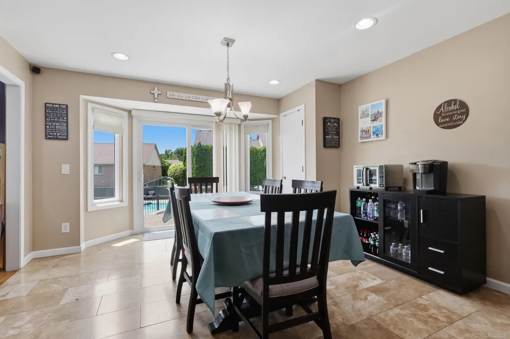 47641 Beacon Square Drive Macomb Township, MI 48044