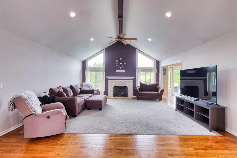 47641 Beacon Square Drive Macomb Township, MI 48044