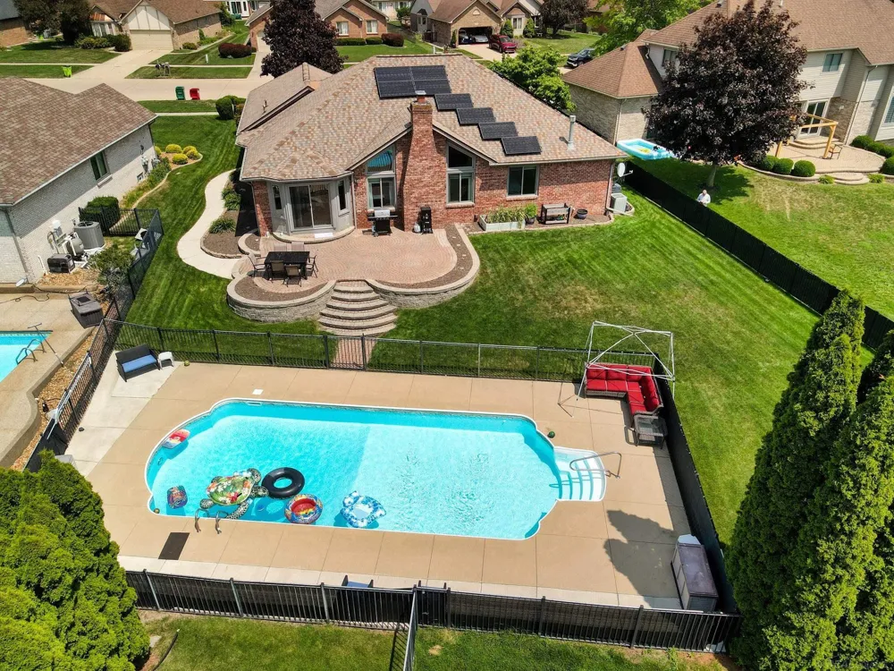 47641 Beacon Square Drive Macomb Township, MI 48044