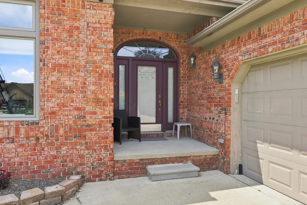 47641 Beacon Square Drive Macomb Township, MI 48044