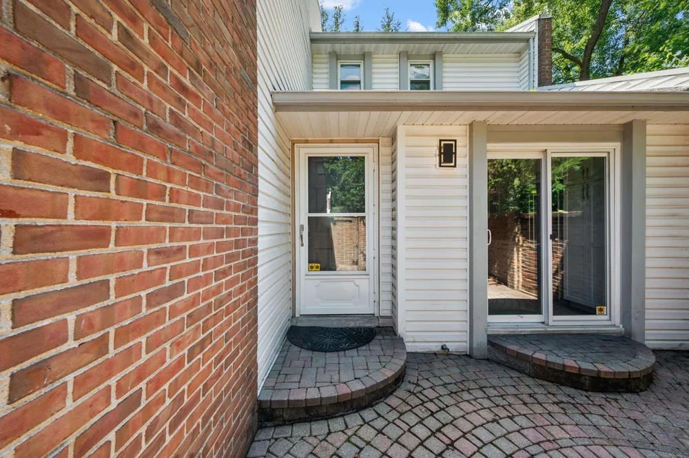 169 E Long Lake Road Bloomfield Hills City, MI 48304