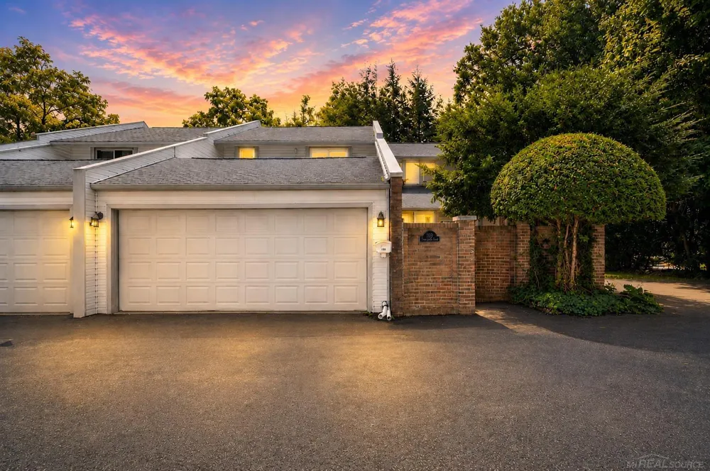 169 E Long Lake Road Bloomfield Hills City, MI 48304