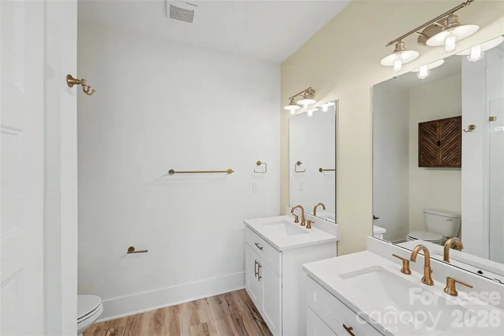 1521 Walton Road Charlotte, NC 28208