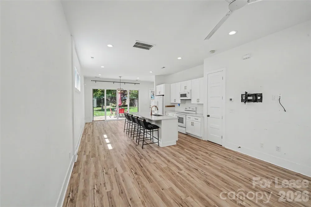 1521 Walton Road Charlotte, NC 28208