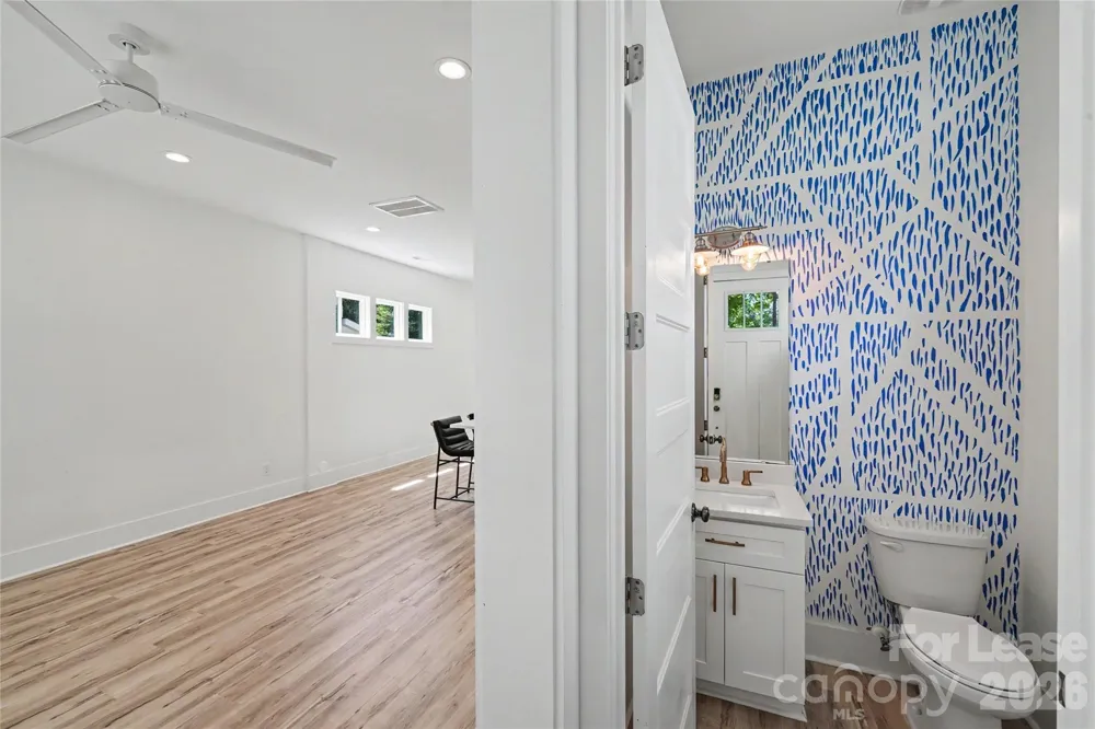 1521 Walton Road Charlotte, NC 28208