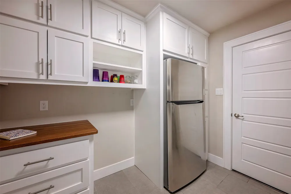 4009 Brookdale Road Benbrook, TX 76116