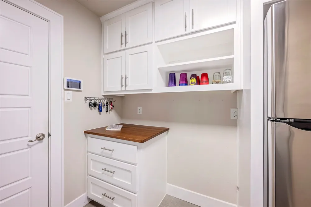 4009 Brookdale Road Benbrook, TX 76116