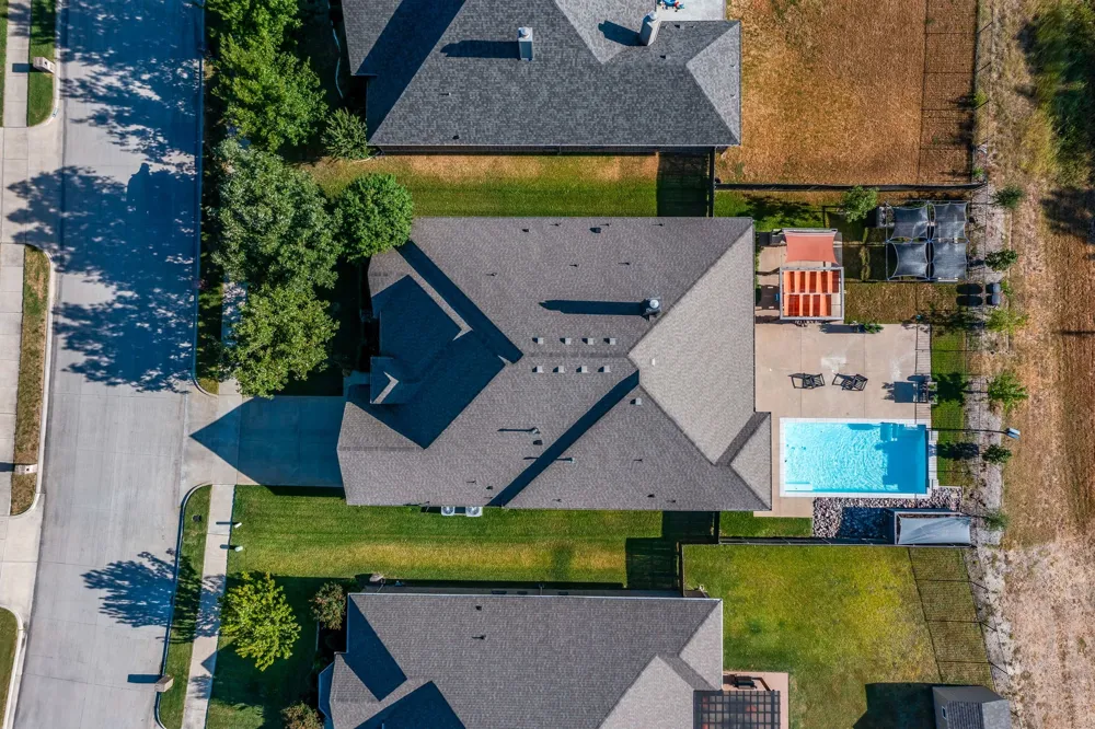 4009 Brookdale Road Benbrook, TX 76116
