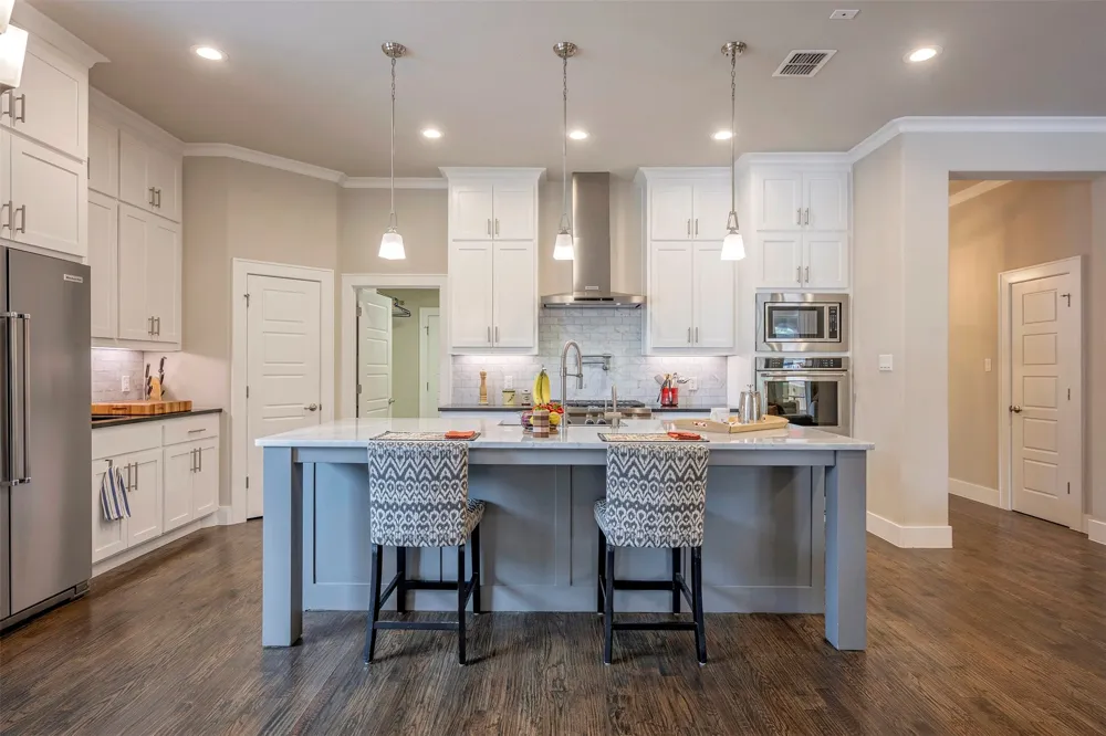 4009 Brookdale Road Benbrook, TX 76116