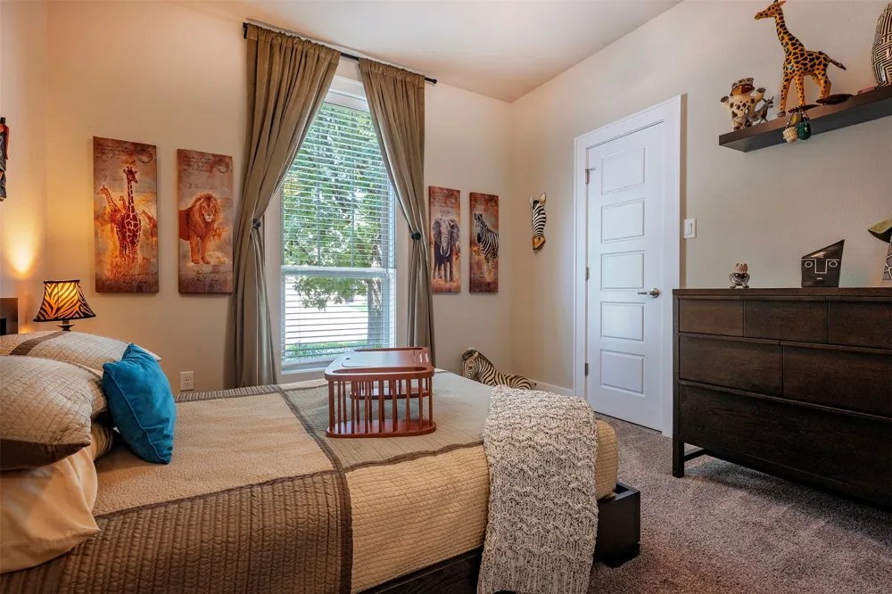 4009 Brookdale Road Benbrook, TX 76116