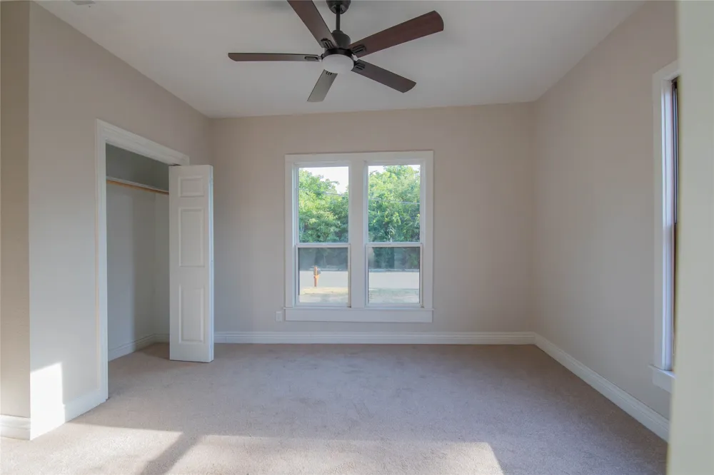 311 Throckmorton Weatherford, TX 76086