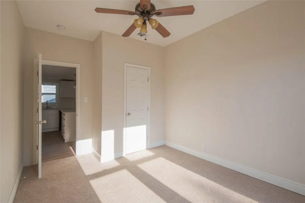 311 Throckmorton Weatherford, TX 76086