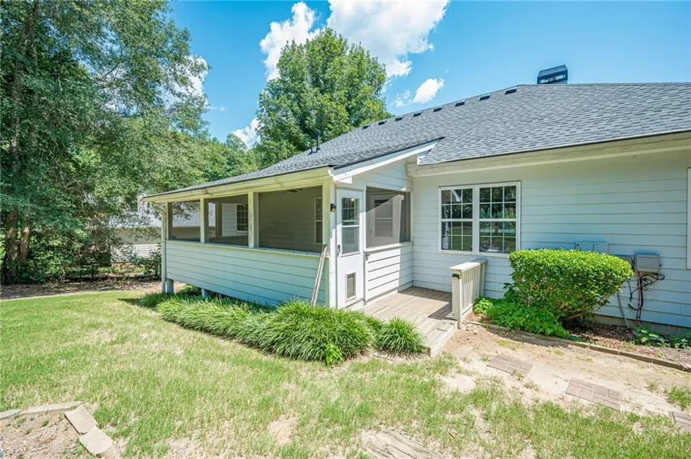 73 Cross Pointe Court Hiram, GA 30141