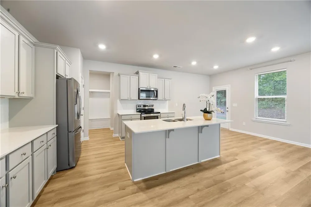 116 Cabin Way Hampton, GA 30228