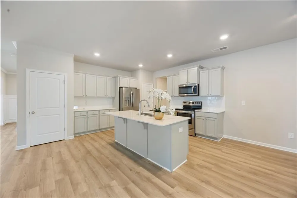 116 Cabin Way Hampton, GA 30228