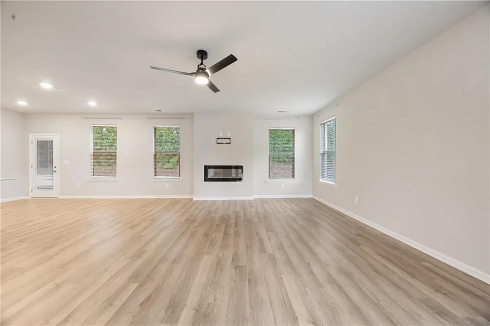 116 Cabin Way Hampton, GA 30228