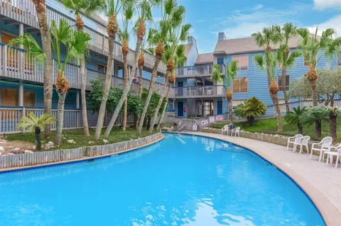 8100 Seawall Boulevard #E