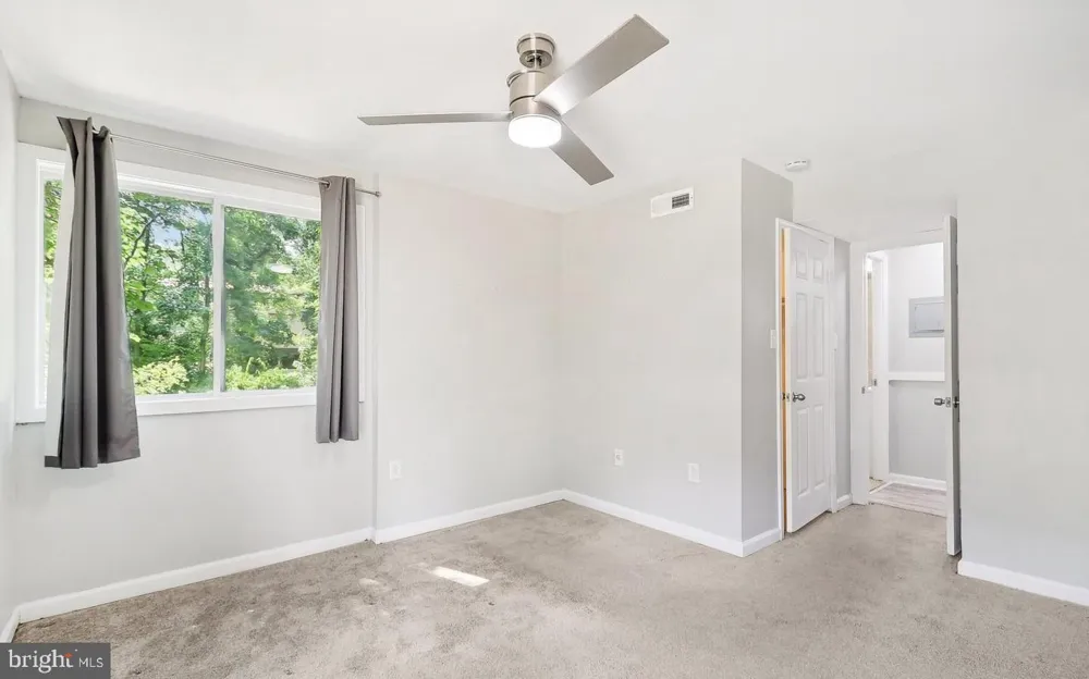 526 WILSON BRIDGE DRIVE #6727 A-2 Oxon Hill, MD 20745