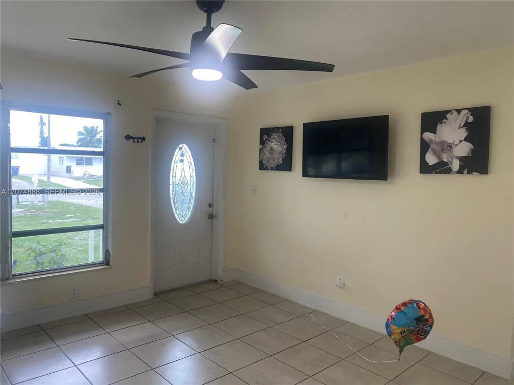 1111 VINEYARD ST #- Lehigh Acres, FL 33936