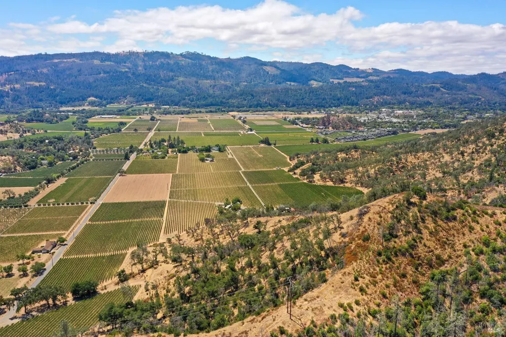 2334 Pickett Road Calistoga, CA 94515