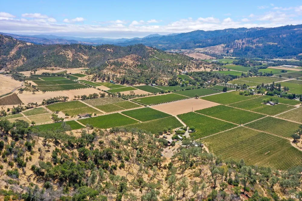 2334 Pickett Road Calistoga, CA 94515