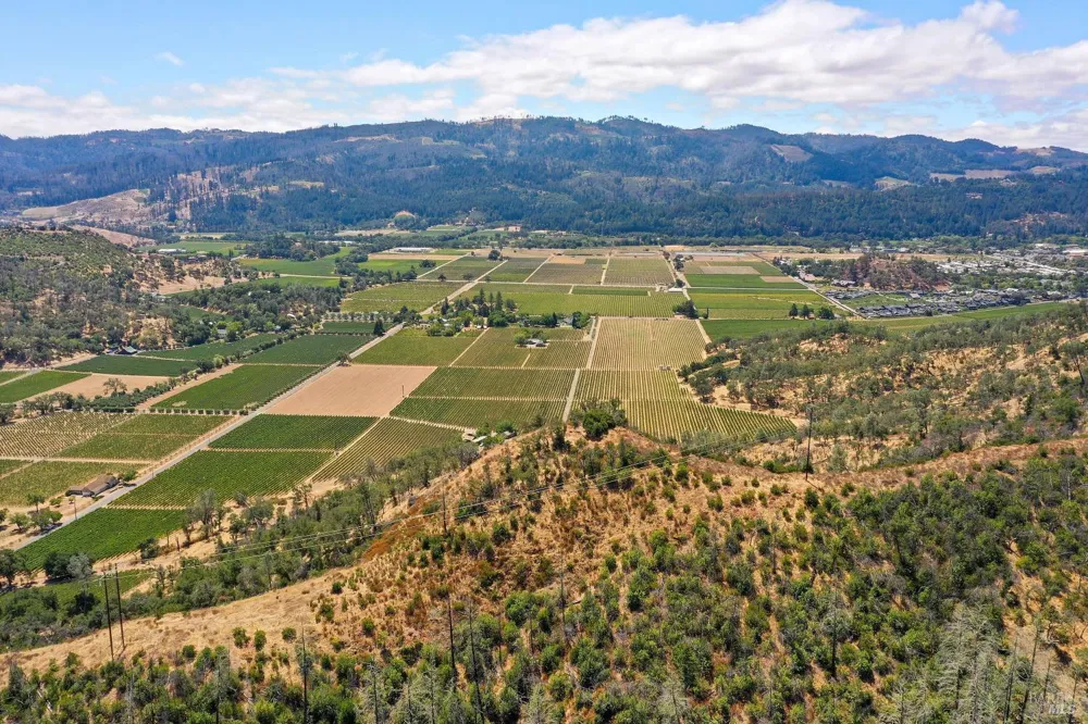 2334 Pickett Road Calistoga, CA 94515