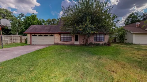1304 Merry Oaks Drive