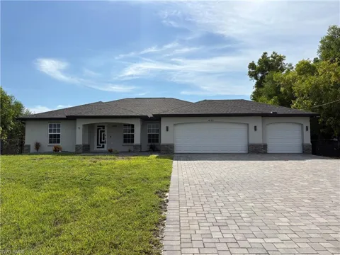 4602 NW 36th Place