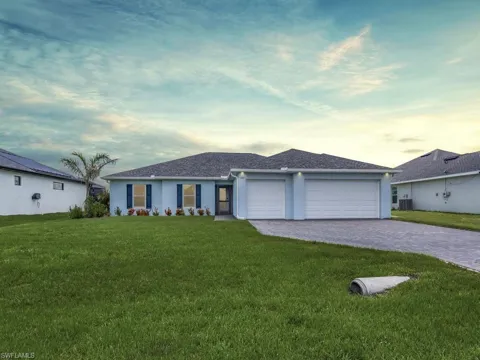 3505 SW 8th Court