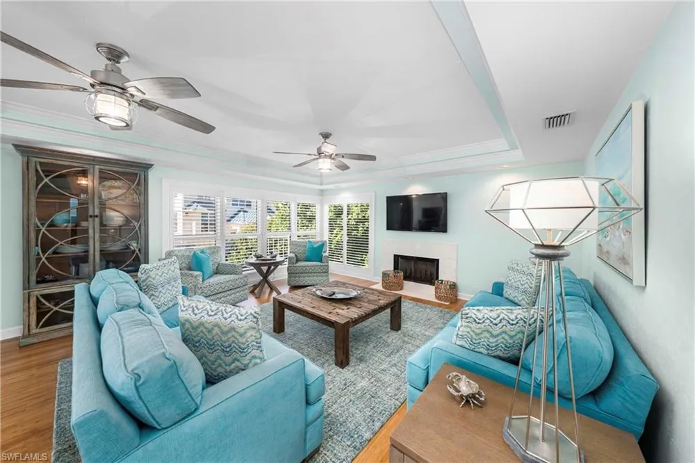 408 Bella Vista Way E Sanibel, FL 33957