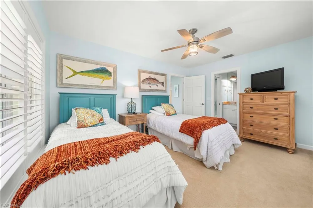 408 Bella Vista Way E Sanibel, FL 33957