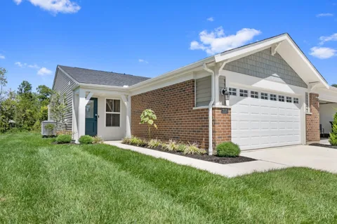 2125 Shallow Cove Court