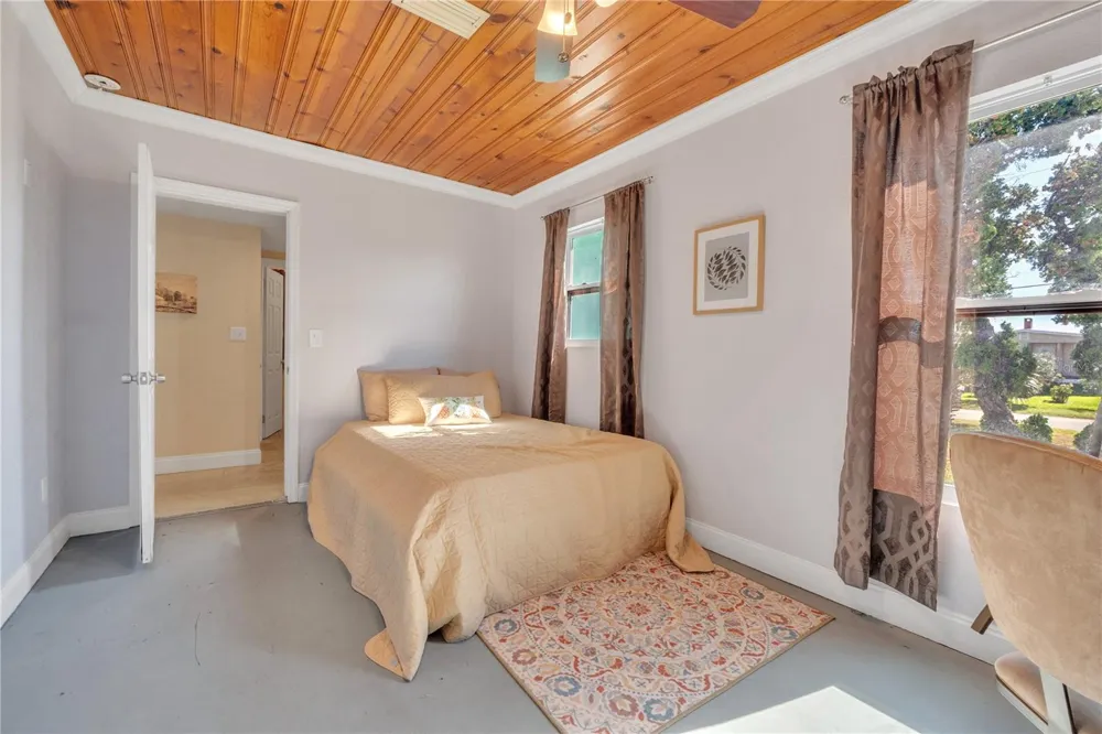 135 PARK AVENUE Daytona Beach, FL 32118