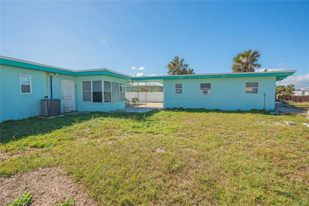 135 PARK AVENUE Daytona Beach, FL 32118