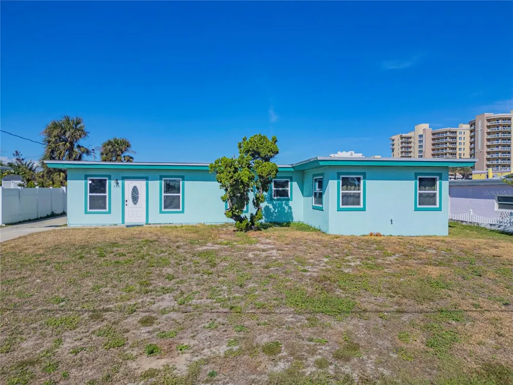135 PARK AVENUE Daytona Beach, FL 32118