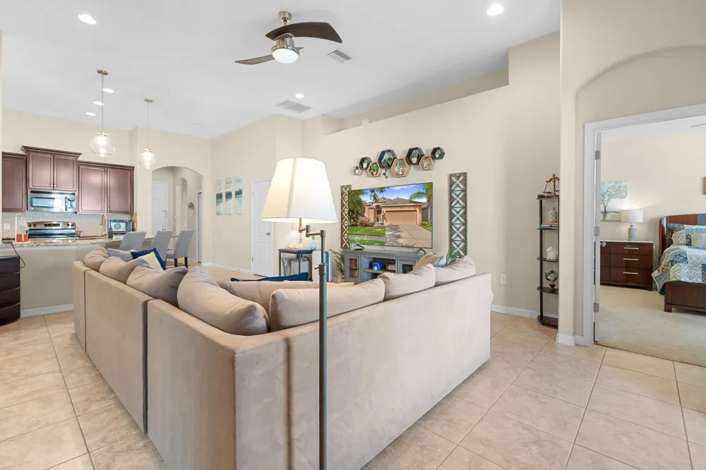 12009 RAMBLING STREAM Riverview, FL 33569