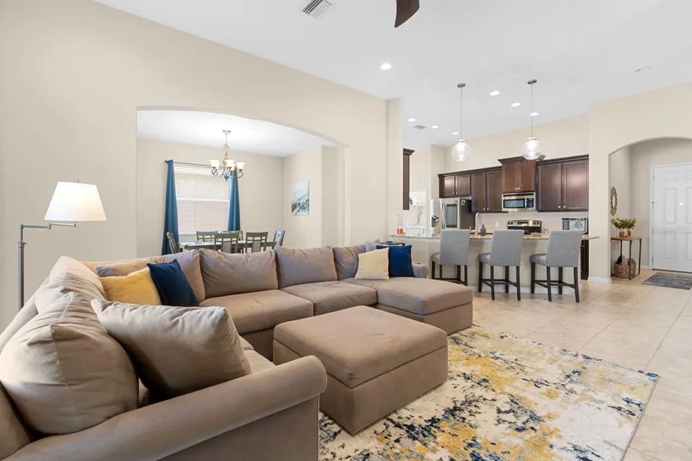 12009 RAMBLING STREAM Riverview, FL 33569