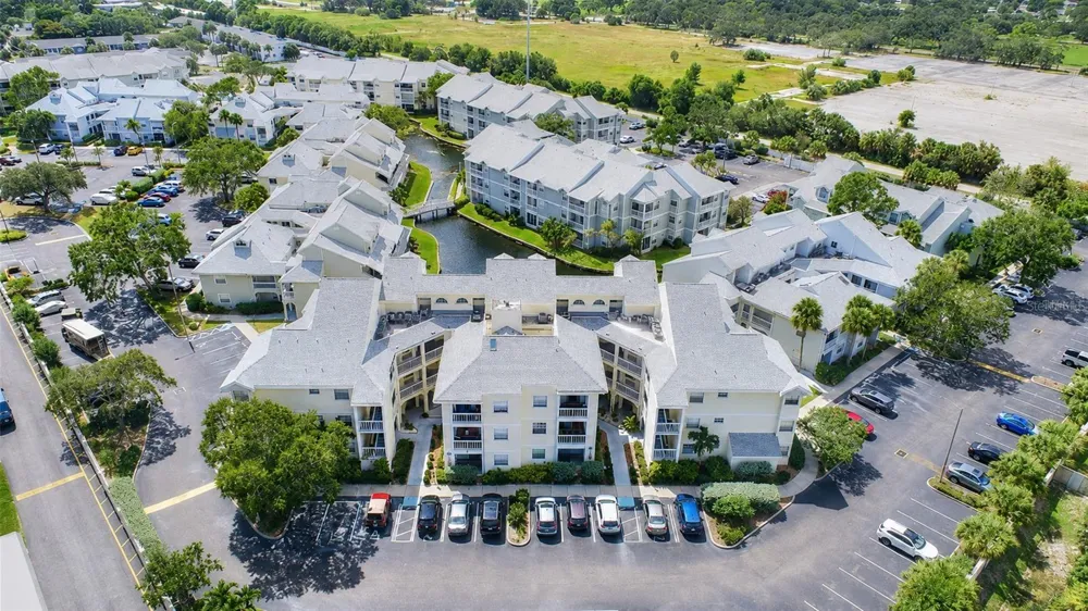 6817 STONES THROW CIRCLE #17208 St Petersburg, FL 33710