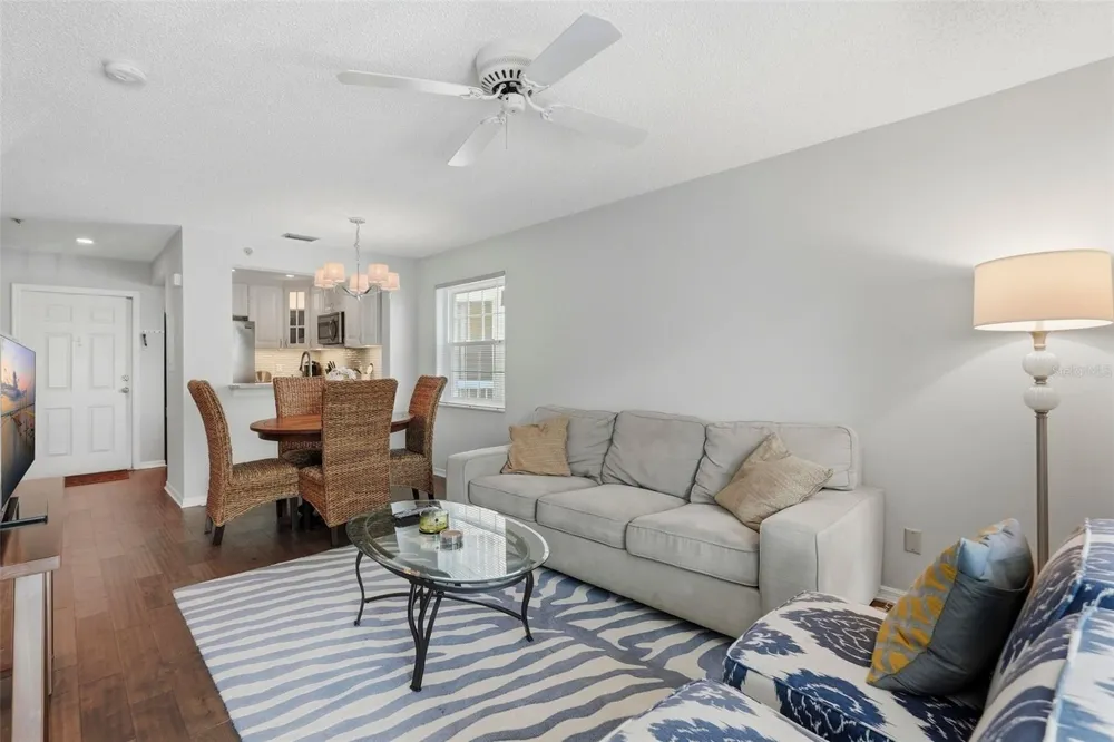 6817 STONES THROW CIRCLE #17208 St Petersburg, FL 33710