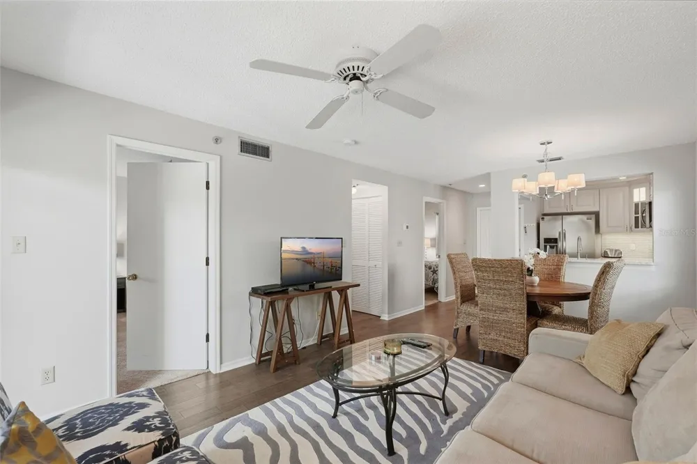 6817 STONES THROW CIRCLE #17208 St Petersburg, FL 33710