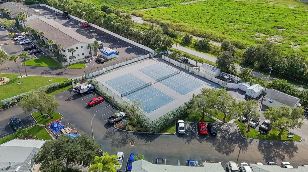6817 STONES THROW CIRCLE #17208 St Petersburg, FL 33710