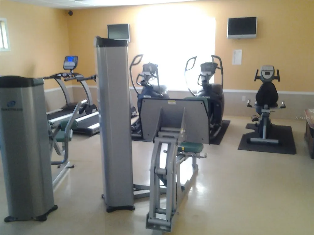 4220 OVERTURE CIRCLE #4222 Bradenton, FL 34209