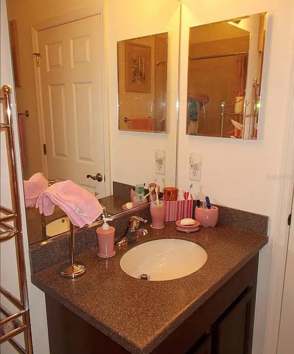 4220 OVERTURE CIRCLE #4222 Bradenton, FL 34209