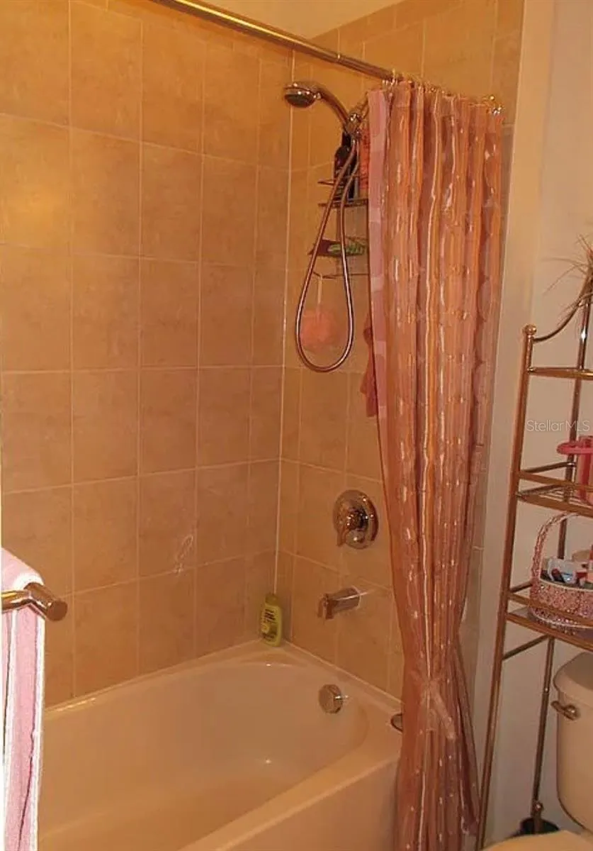 4220 OVERTURE CIRCLE #4222 Bradenton, FL 34209