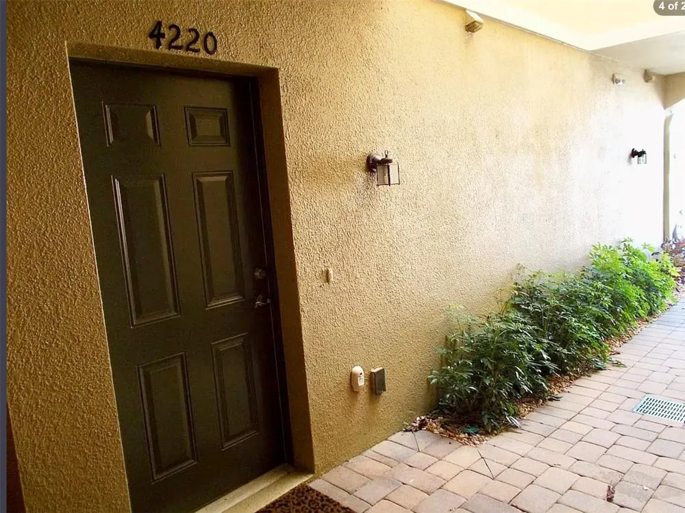 4220 OVERTURE CIRCLE #4222 Bradenton, FL 34209