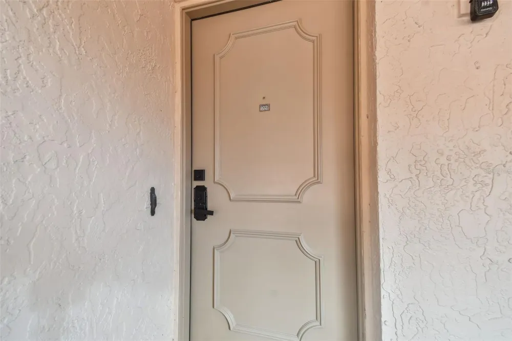 4800 BRITTANY DRIVE S #102 St Petersburg, FL 33715