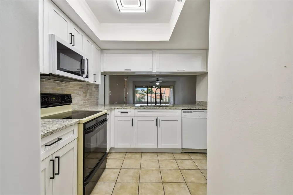 4800 BRITTANY DRIVE S #102 St Petersburg, FL 33715