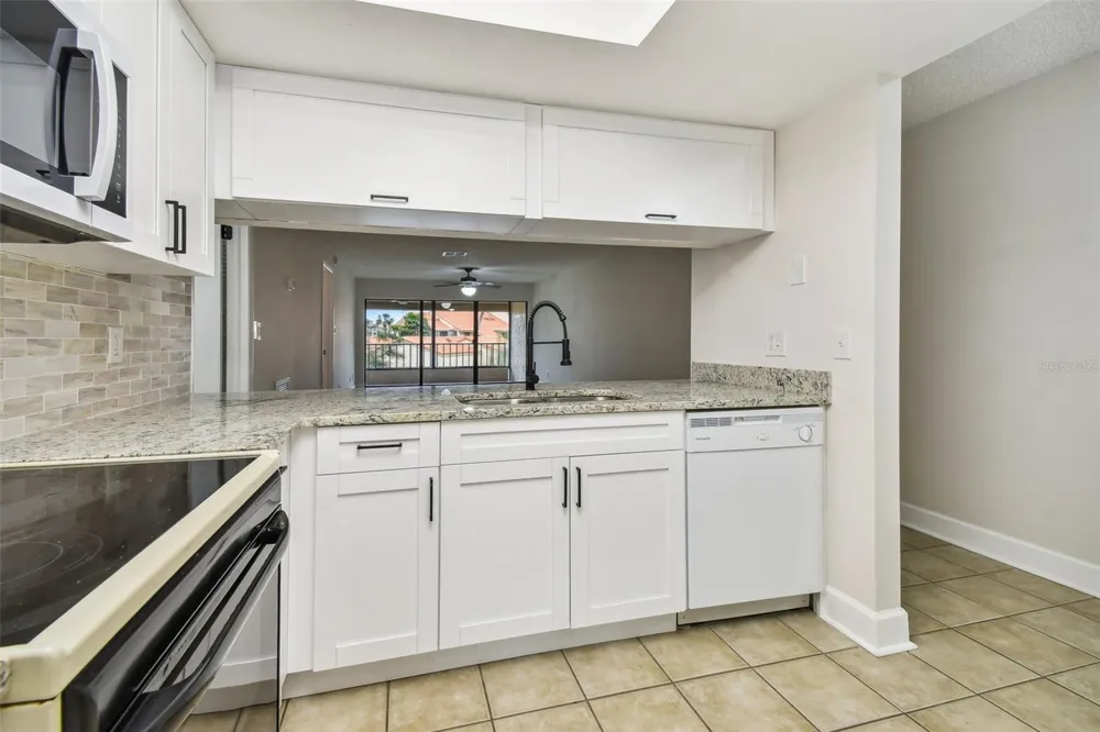 4800 BRITTANY DRIVE S #102 St Petersburg, FL 33715
