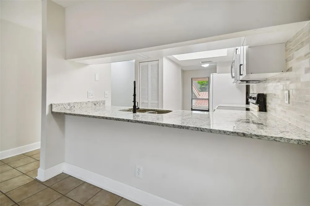 4800 BRITTANY DRIVE S #102 St Petersburg, FL 33715