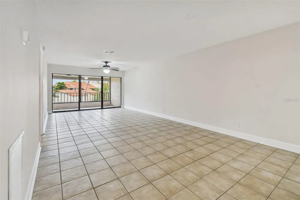 4800 BRITTANY DRIVE S #102 St Petersburg, FL 33715